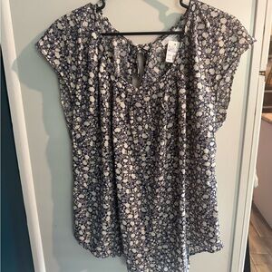 LC Lauren Conrad Black and Blue Ruffled Cap Sleeve Blouse